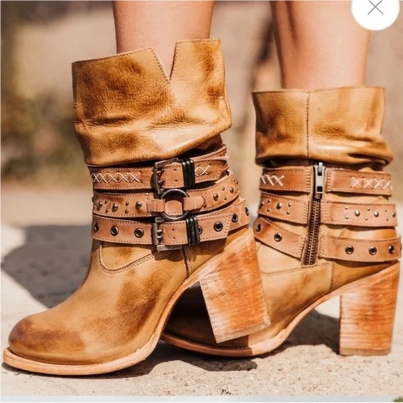 Freebird Boots *Blaine* Beige/Tan Booties Size Women's 9 - Picture 1 of 16